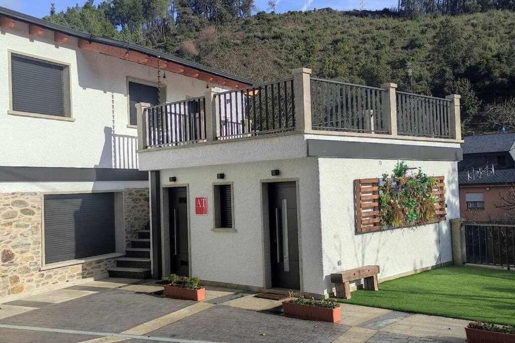 Precioso Apartamento De 1 Habitacion O Barco de Valdeorras Luaran gambar